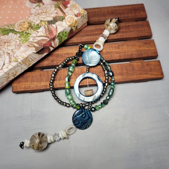 Natural Shell Handmade BraceletsSet of 3 - Picture 2 of 4